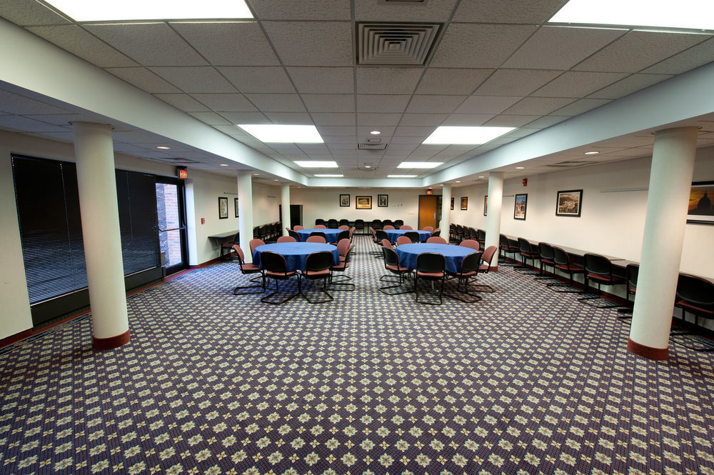 University Of Virginia Inn At Darden Charlottesville Esterno foto